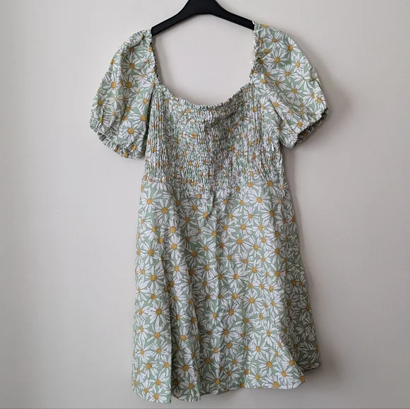 SOLD 🚨 ZARA Linen Blend Floral Mini Dress - Picture 3 of 5